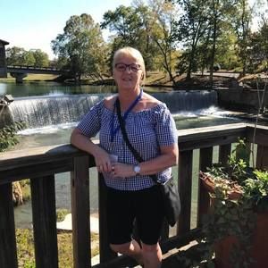 Meet your Posher, Susanna